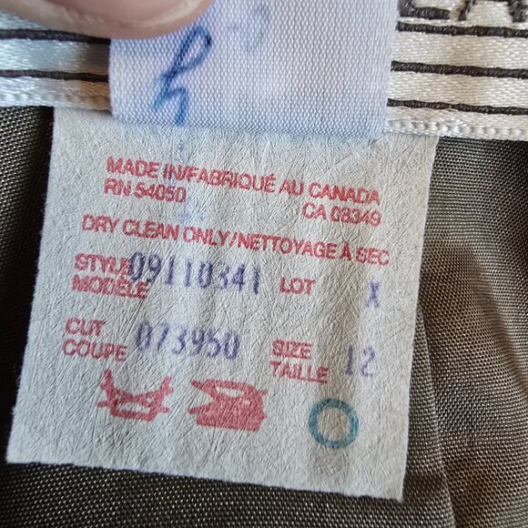 Jones New York & Jones Wear - 3-Piece Skirt, Blazer & Knit Top Set in Sage - Picture 16 of 16